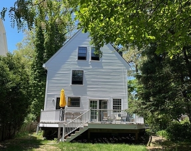 6 Francis Ave - Photo Thumbnail 17