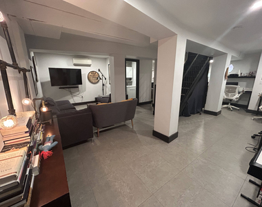 355 South 4th Street - Photo Thumbnail 12