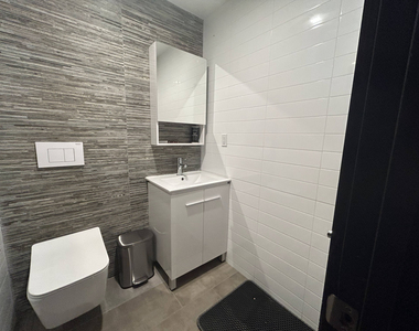 355 South 4th Street - Photo Thumbnail 16