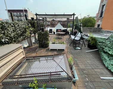 365 West 116th Street - Photo Thumbnail 10
