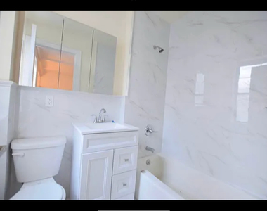 106 West 69th Street - Photo Thumbnail 2