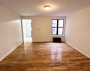 700 West 175th Street - Photo Thumbnail 2