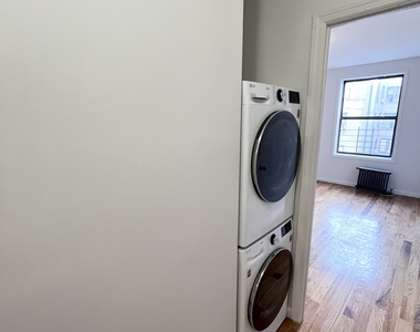700 West 175th Street - Photo Thumbnail 3