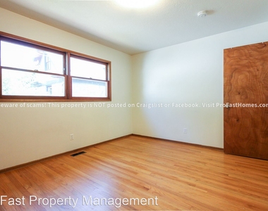 5903 Ne 30th Ave - Photo Thumbnail 9