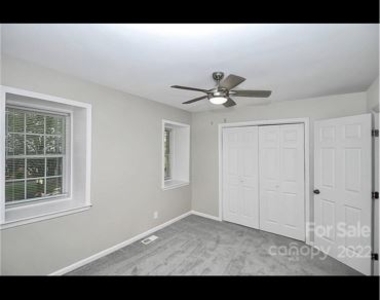 5812 Hunting Ridge Ln F - Photo Thumbnail 5