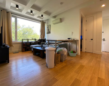 108 Havemeyer Street - Photo Thumbnail 4