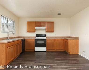 7731 Windview Way - Photo Thumbnail 9