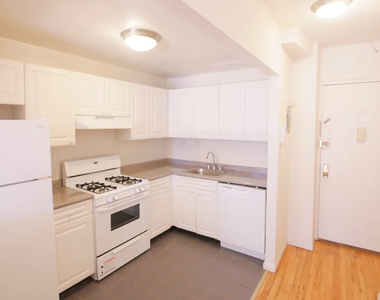 516 East 86th Street - Photo Thumbnail 10