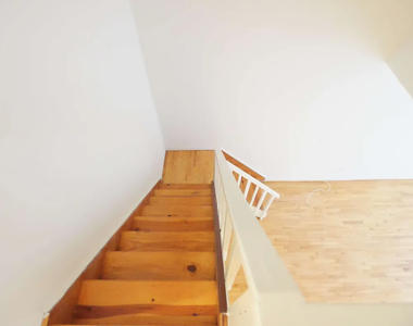516 East 86th Street - Photo Thumbnail 3