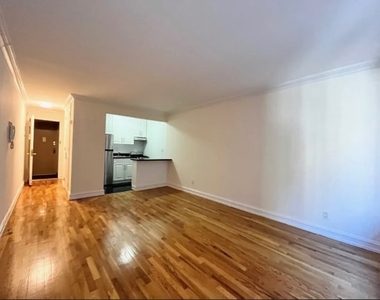 1661 York Avenue - Photo Thumbnail 0