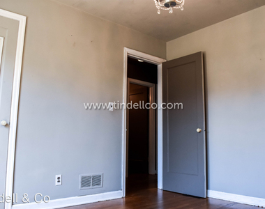 6725 N Delaware Ave - Photo Thumbnail 13