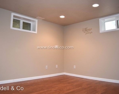 6725 N Delaware Ave - Photo Thumbnail 21