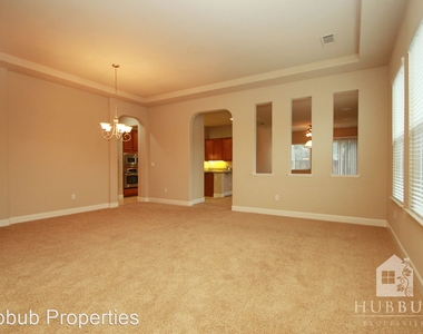 4306 Egret Way - Photo Thumbnail 2