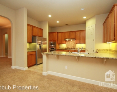 4306 Egret Way - Photo Thumbnail 4