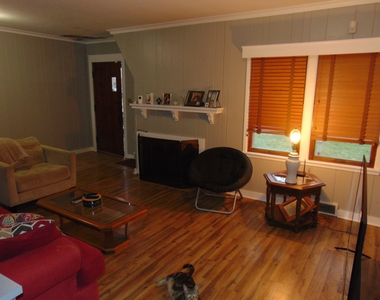 1132 N Hawthorne Lane - Photo Thumbnail 25