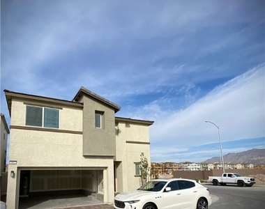 6882 Magenta Moon Street - Photo Thumbnail 0