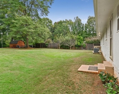 905 Lake Court Se - Photo Thumbnail 33