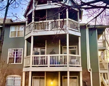 907 Mcgill Avenue Ne - Photo Thumbnail 0