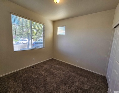 2330 Blue Canyon Court - Photo Thumbnail 12