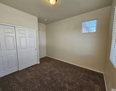 2330 Blue Canyon Court - Photo Thumbnail 11