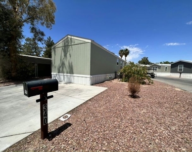 825 N Lamb Blvd - Photo Thumbnail 4