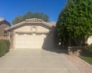 8468 W Rockwood Drive - Photo Thumbnail 19