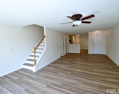 2606 Vega Court - Photo Thumbnail 5