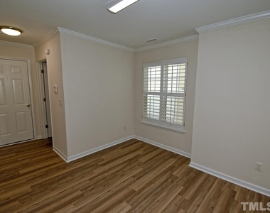 2606 Vega Court - Photo Thumbnail 12