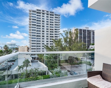 6362 Collins Ave - Photo Thumbnail 18