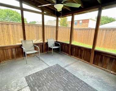 2804 Scott Place - Photo Thumbnail 17