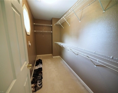 2105 Soundings Crescent Court - Photo Thumbnail 22