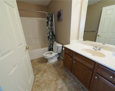 2105 Soundings Crescent Court - Photo Thumbnail 27