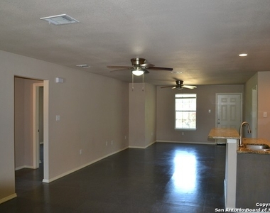 4910 Driskill St - Photo Thumbnail 5