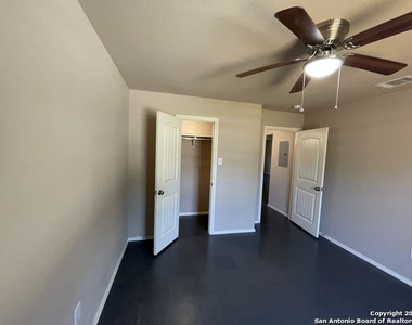 4910 Driskill St - Photo Thumbnail 19