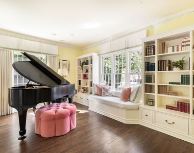 226 Palisades Ave - Photo Thumbnail 14
