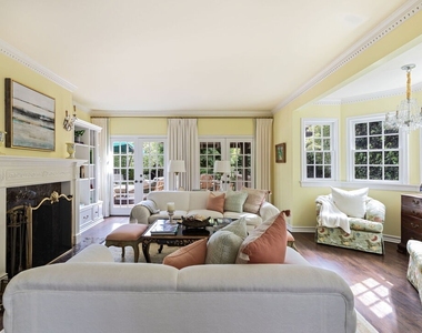 226 Palisades Ave - Photo Thumbnail 17