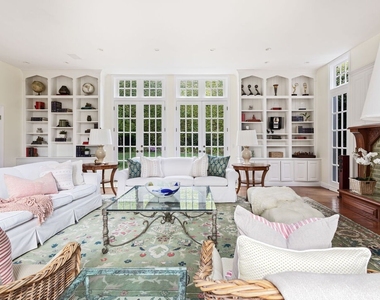226 Palisades Ave - Photo Thumbnail 10