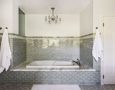 226 Palisades Ave - Photo Thumbnail 37