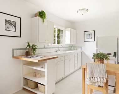 226 Palisades Ave - Photo Thumbnail 47