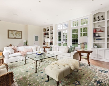 226 Palisades Ave - Photo Thumbnail 9