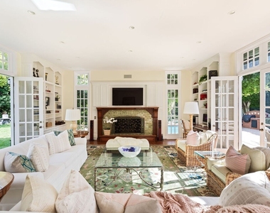 226 Palisades Ave - Photo Thumbnail 7