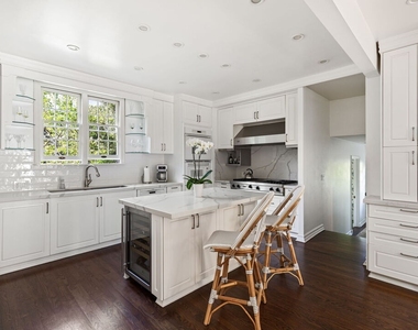 226 Palisades Ave - Photo Thumbnail 21