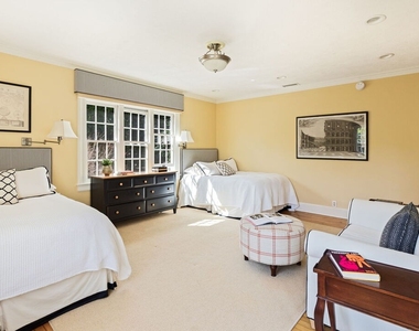226 Palisades Ave - Photo Thumbnail 40