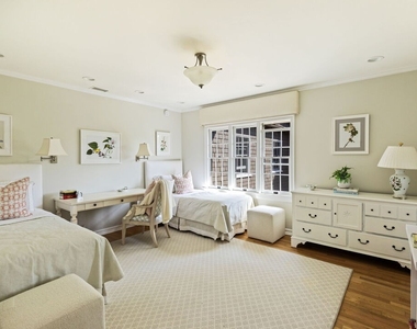 226 Palisades Ave - Photo Thumbnail 42