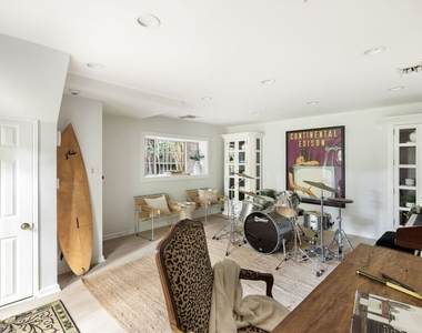 226 Palisades Ave - Photo Thumbnail 52