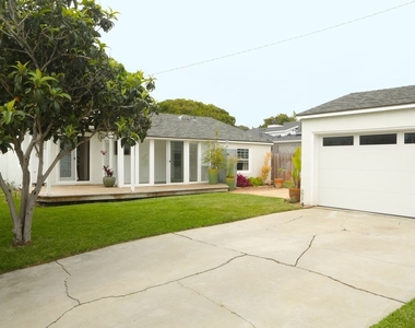 1106 Marine St - Photo Thumbnail 24