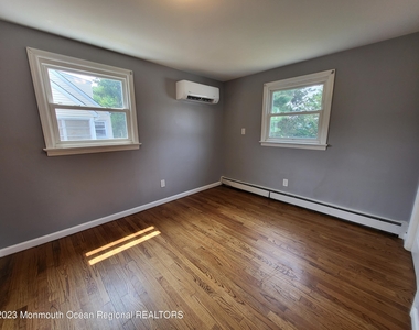 93 Barkalow Avenue - Photo Thumbnail 6