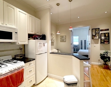 206 east 34th street  - Photo Thumbnail 1
