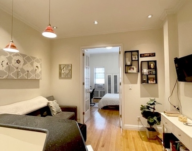 206 east 34th street  - Photo Thumbnail 2