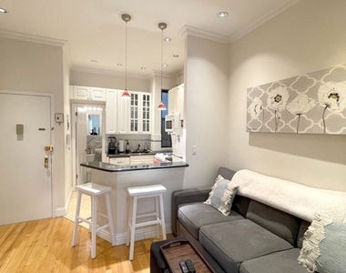 206 east 34th street  - Photo Thumbnail 3